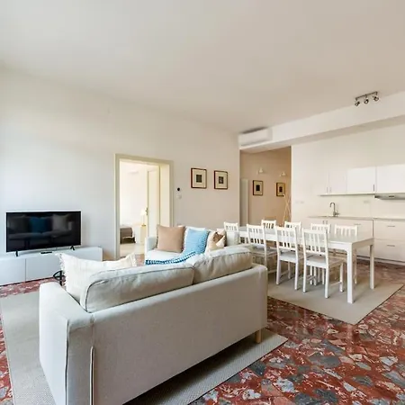 San Felice Elegant By Sarlux Apartmán *